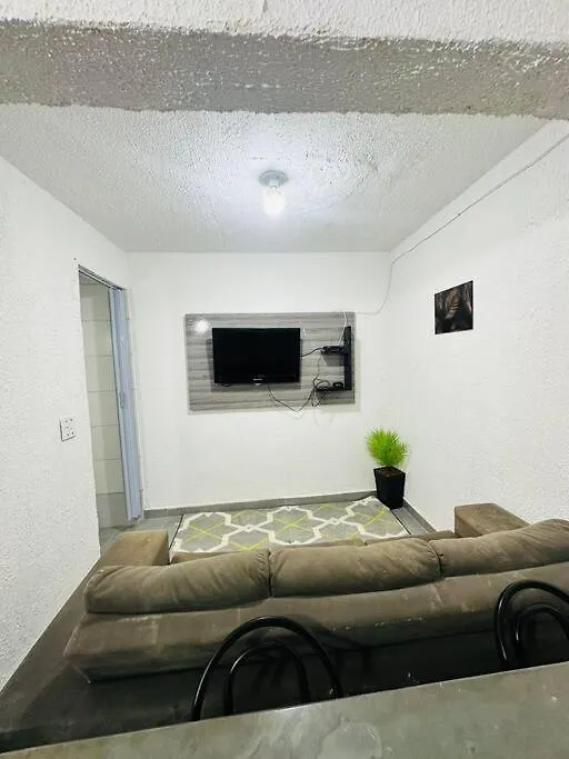 Apartamento Aconchegante Mobiliado, Zn - Cod 02 Sao Paulo