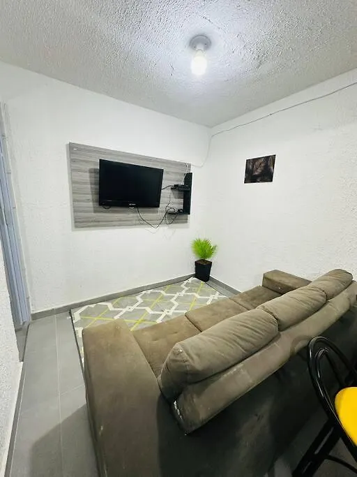 Apartamento Aconchegante Mobiliado, Zn - Cod 02 Sao Paulo Brazil